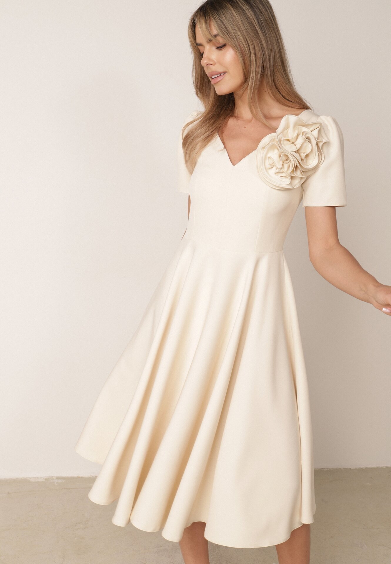 vices Rochie Bej