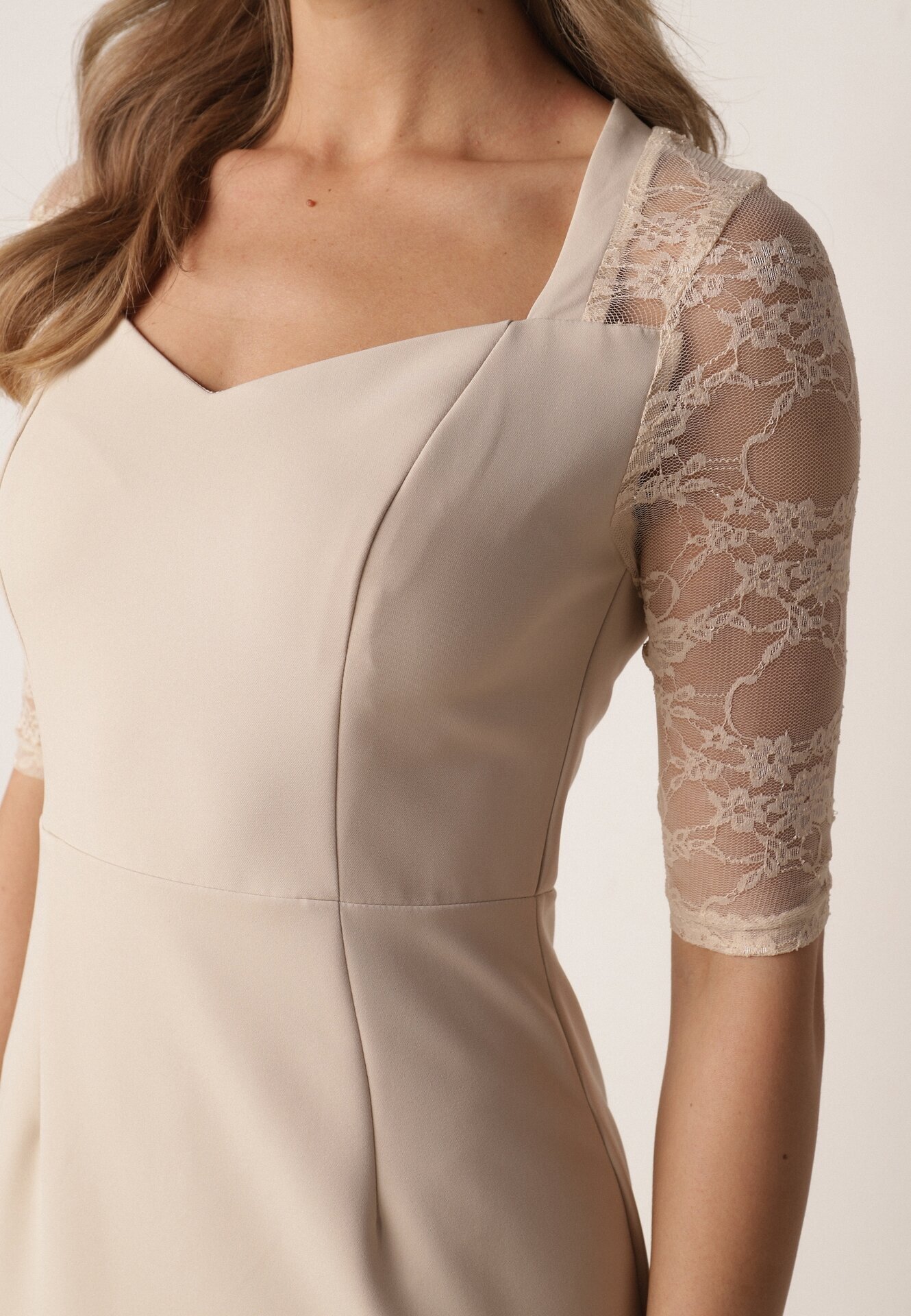 vices Rochie Bej