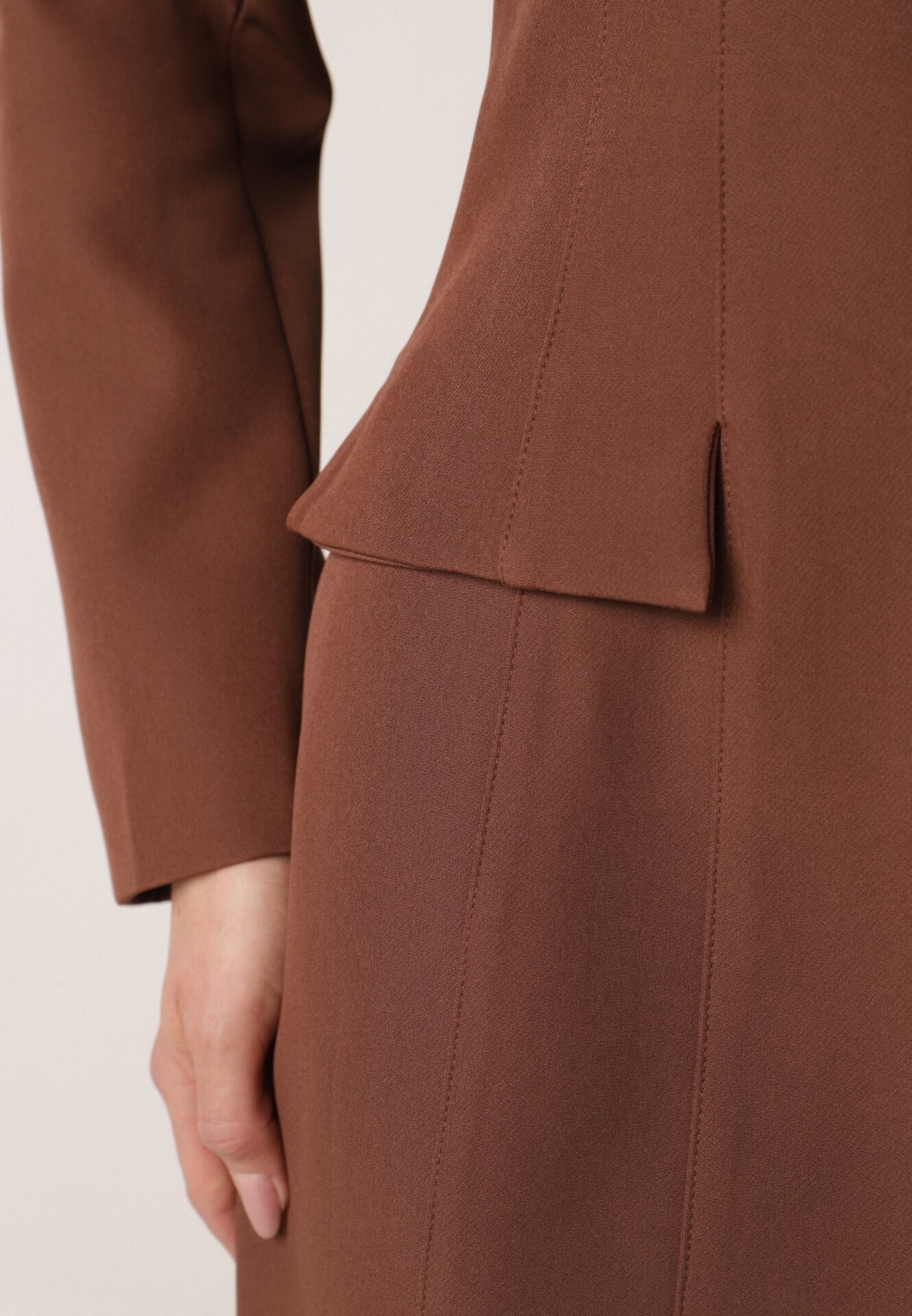 vices Rochie Elegantă Maro cu Croială Trapezoidală cu Imitație de Buzunare Amaliete