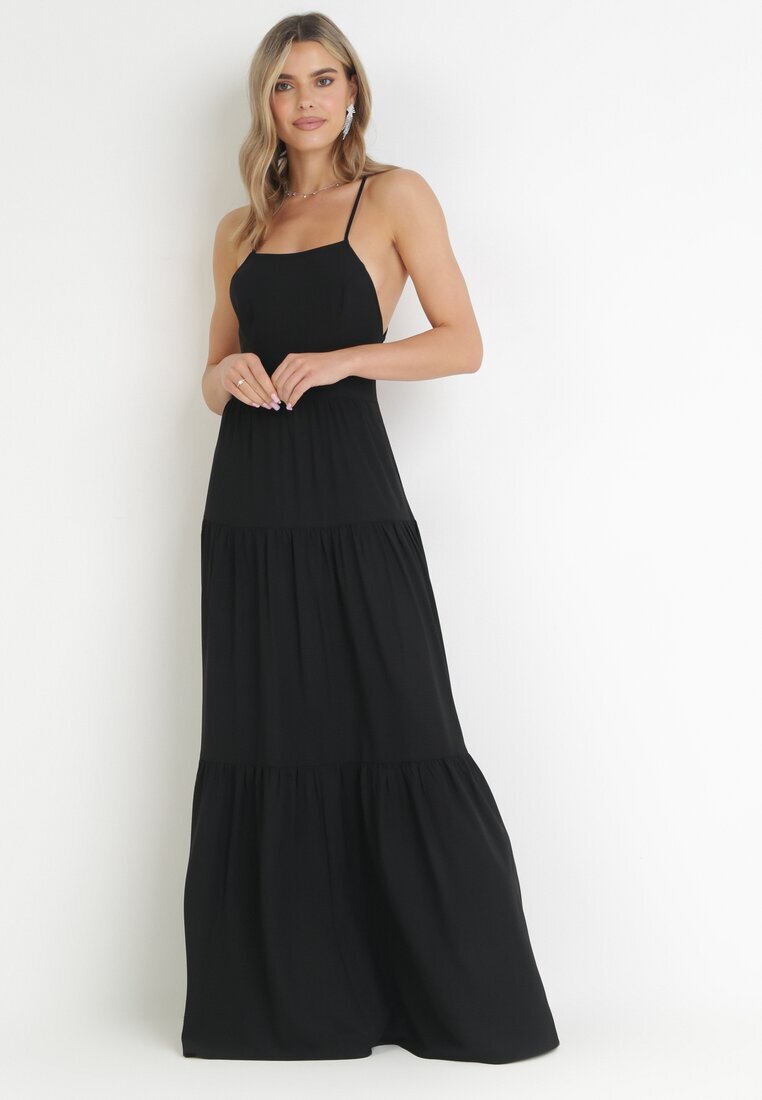 vices Rochie Maxi Neagră pe bretele subțiri cu legătură la spate decorată cu volane Beatrics