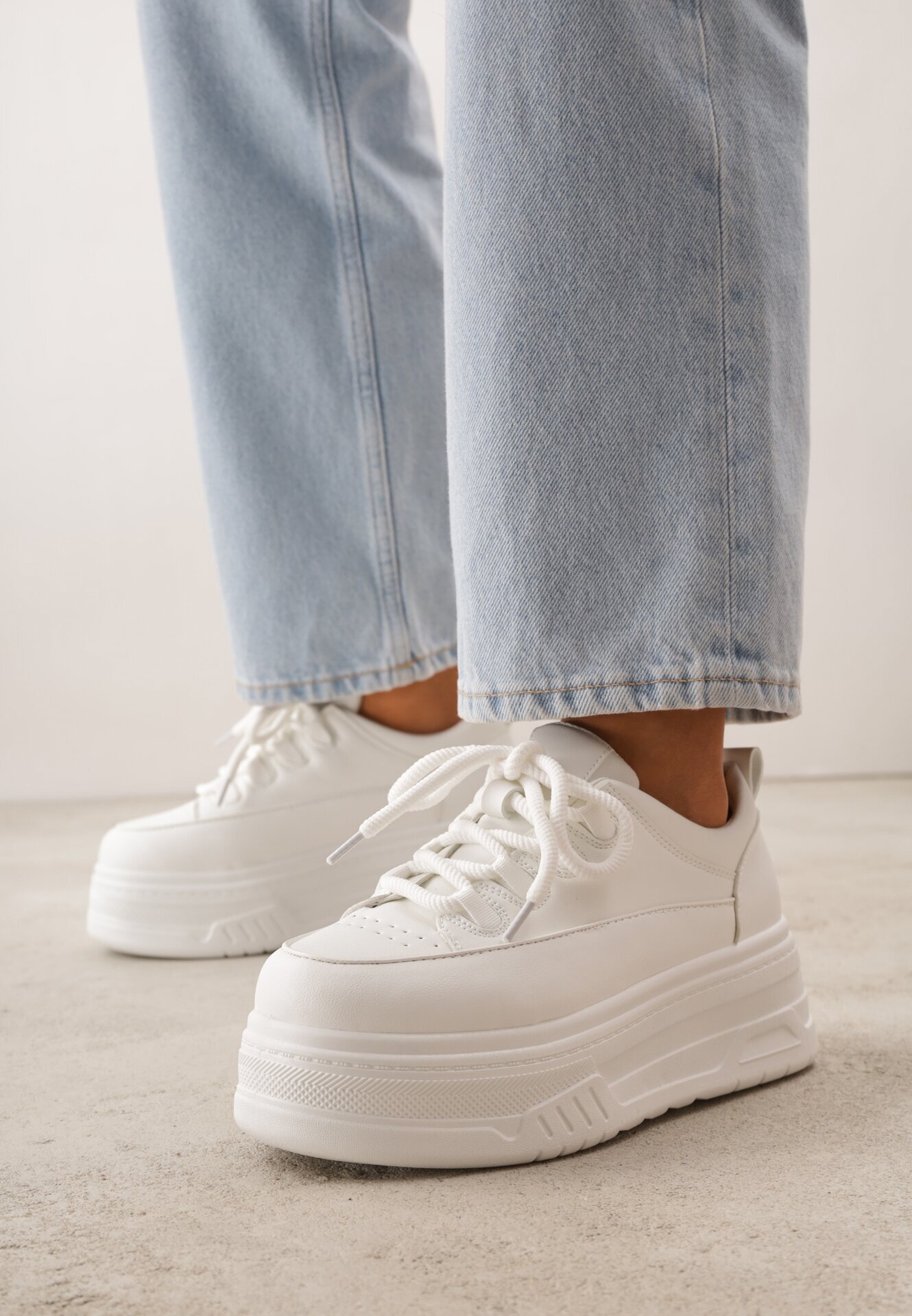 vices Sneakers Albi cu Talpă Groasă cu Reliefuri Azirara