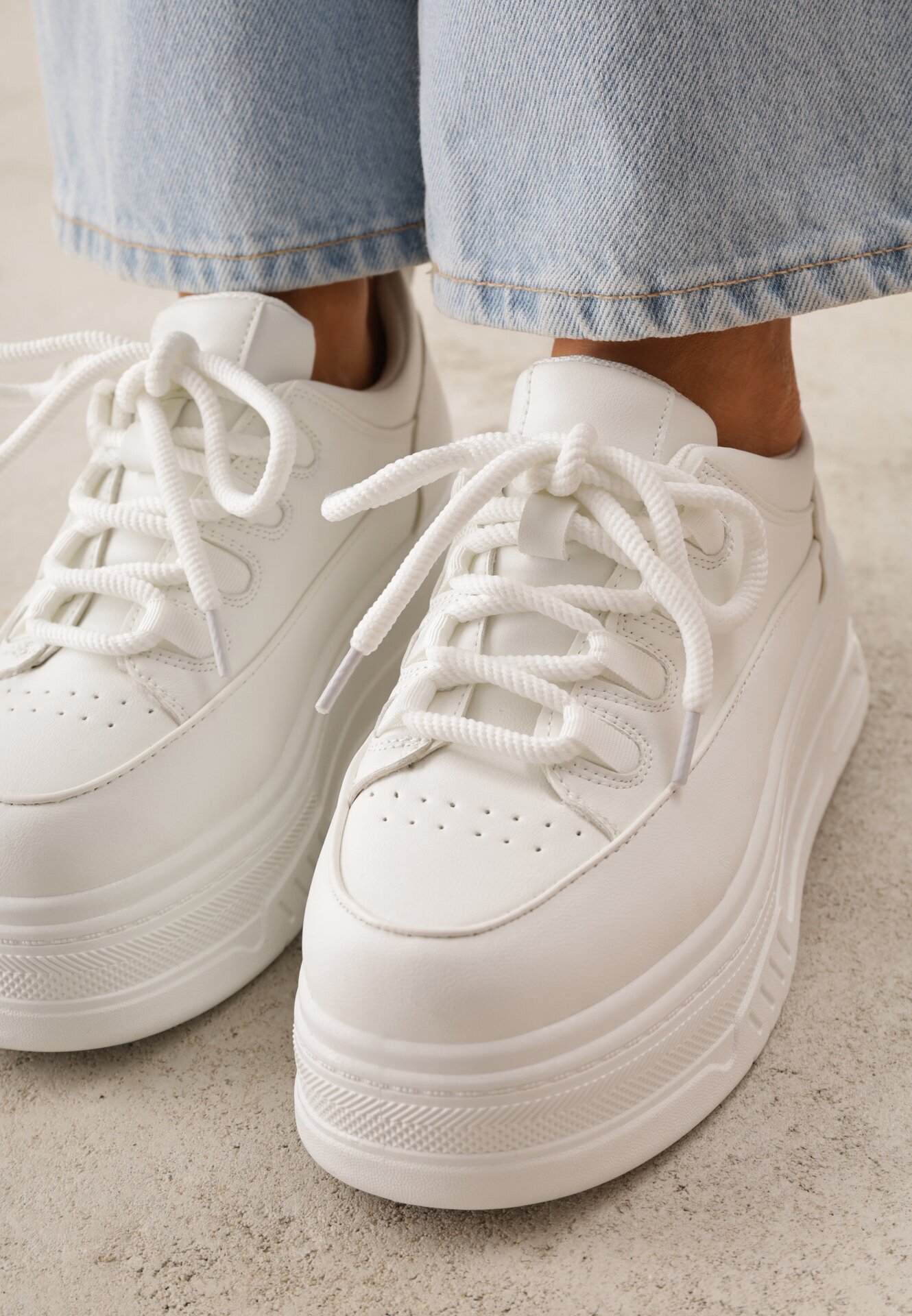 vices Sneakers Albi cu Talpă Groasă cu Reliefuri Azirara