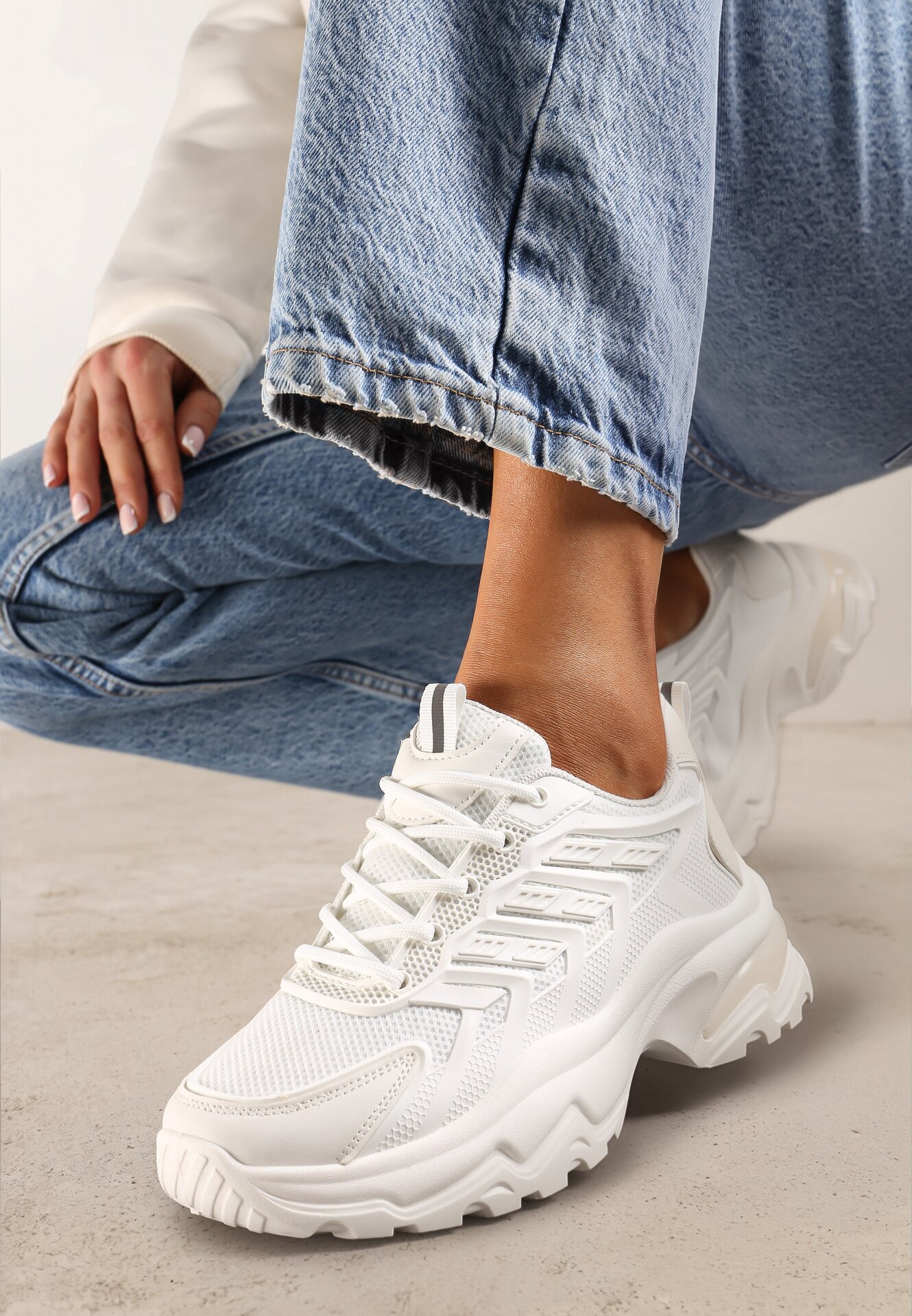 vices Sneakers Albi cu Talpă Masivă și Cusături Hatila