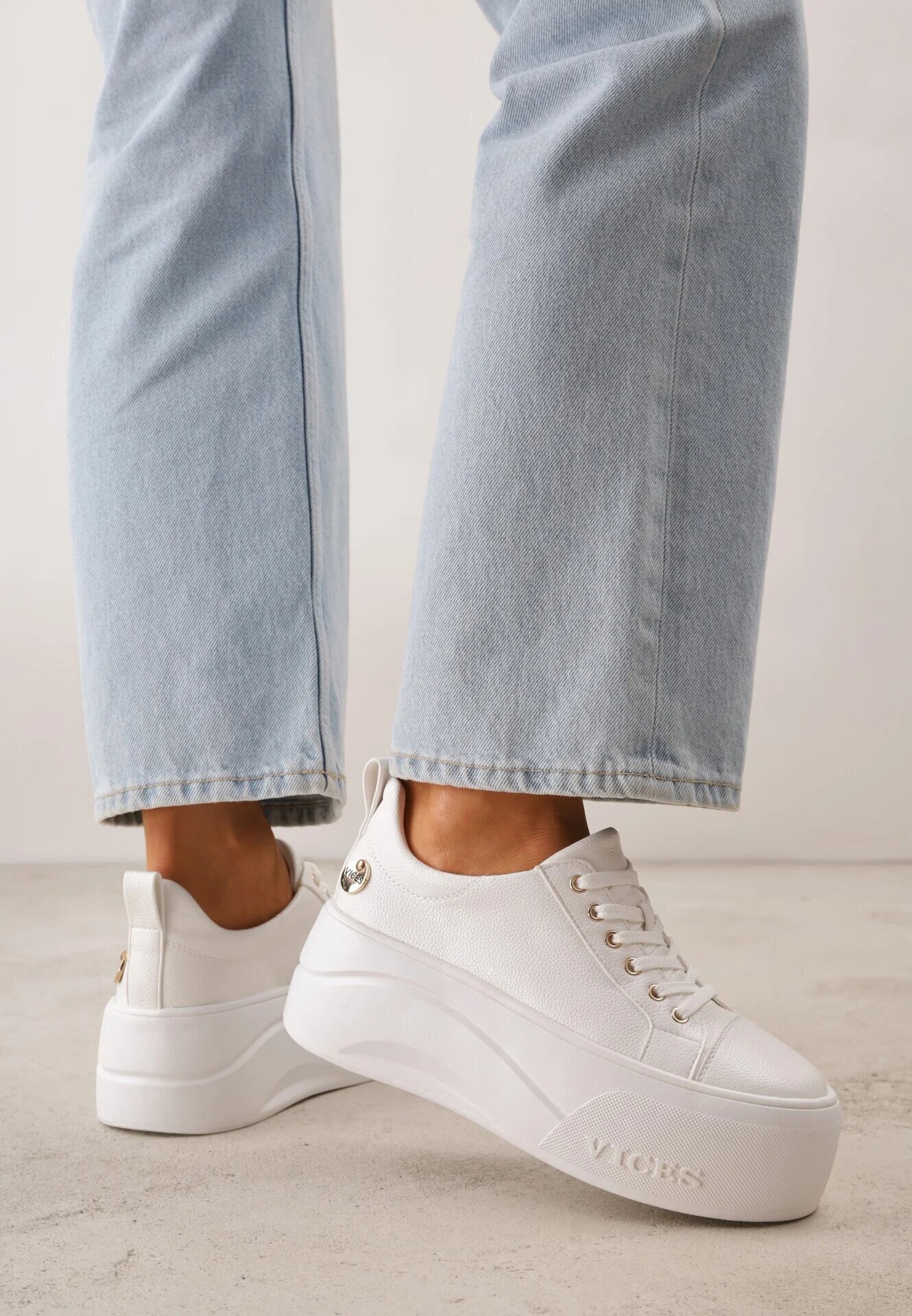 vices Sneakers cu talpă groasă cu inscripția Zelka Albi