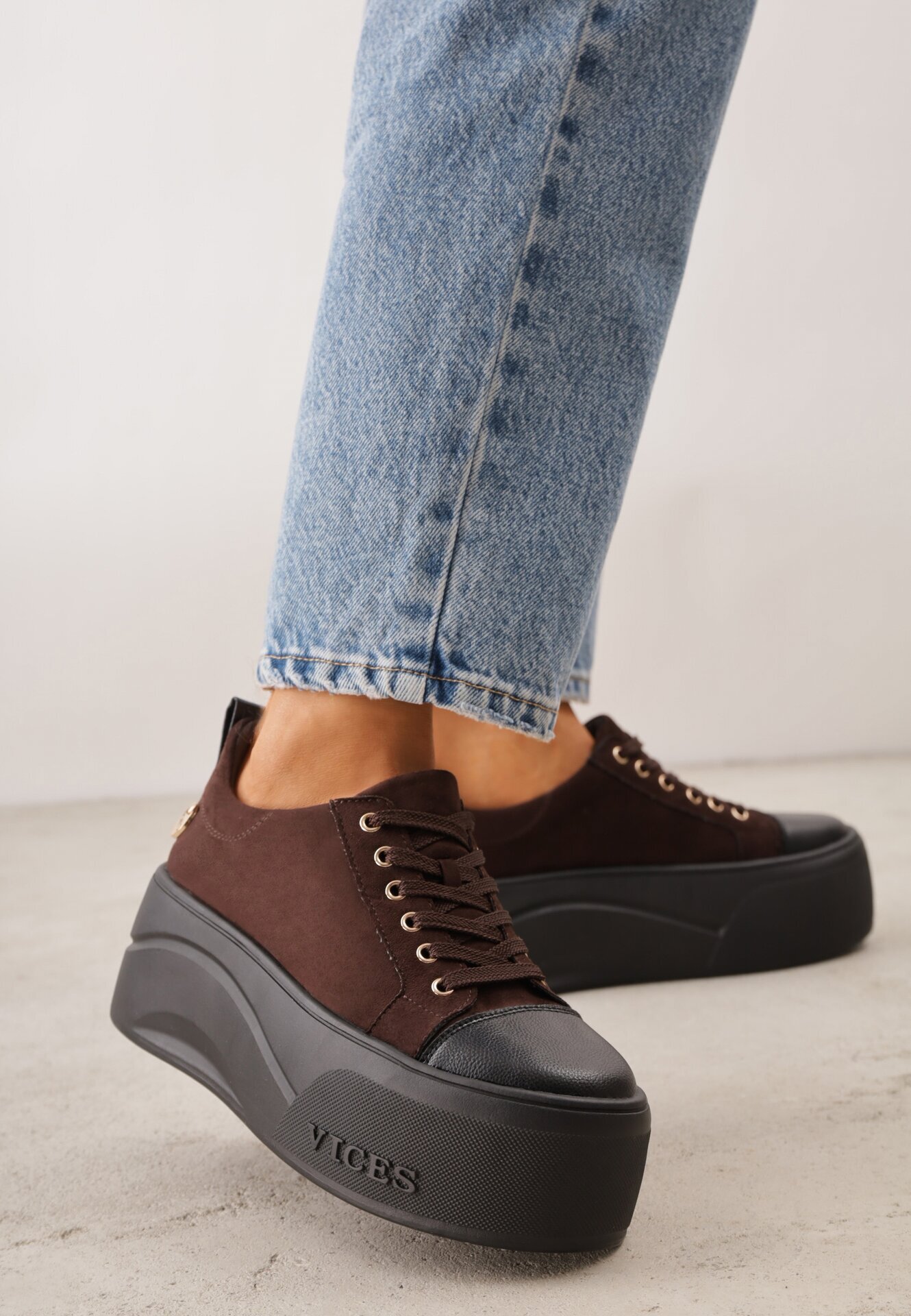 vices Sneakers cu talpă groasă cu inscripția Zelka Maro închis