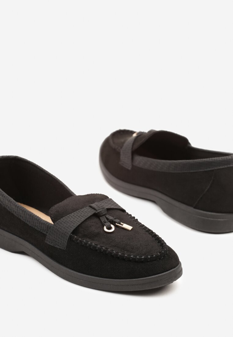 weide Mocasini Negri cu Model Geometric și Ornamente Metalice Ravissea