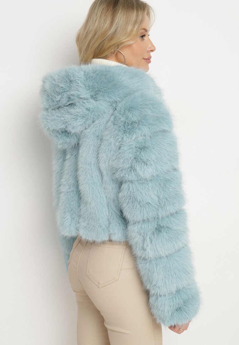 wool fashion Geacă de blană mentă cu un croi scurt matlasat Hemeriana