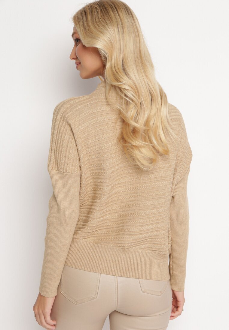 wool fashion Pulover Bej deschis cu Lână cu Croială Asimetrică cu Relief Sarositte