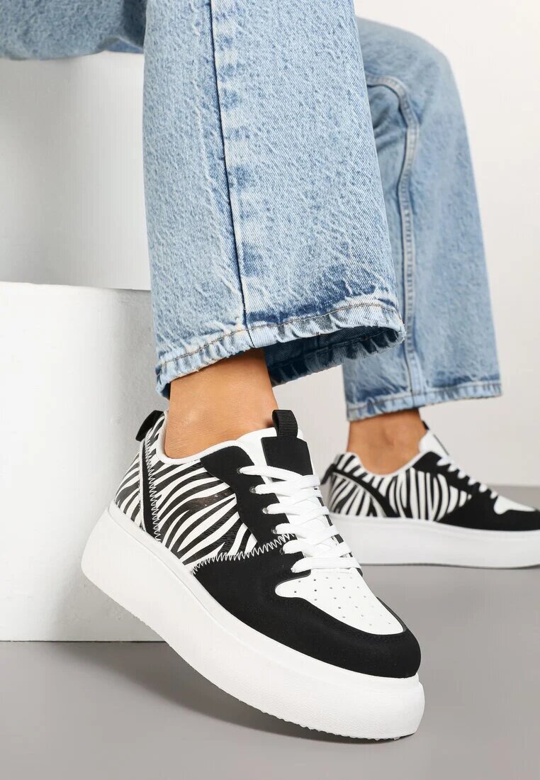 yesmile Sneakers Negri și Albi pe Platformă cu Cusături Decorative Perforații și Imprimeu Zebră Senaleira