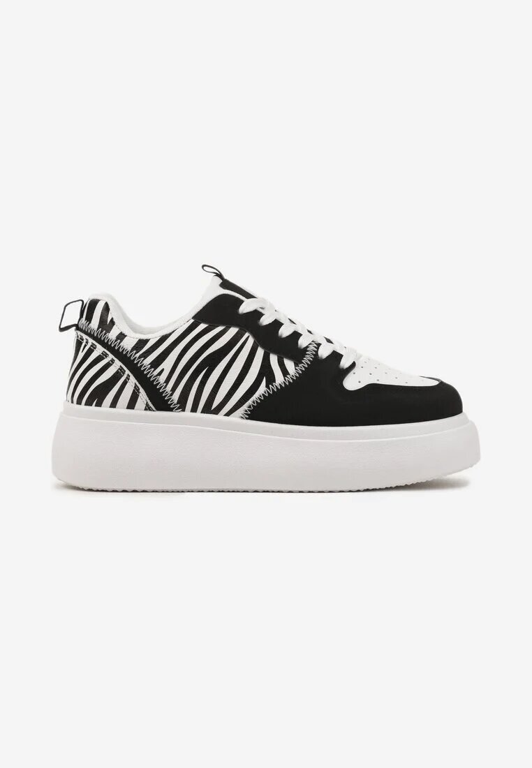 yesmile Sneakers Negri și Albi pe Platformă cu Cusături Decorative Perforații și Imprimeu Zebră Senaleira