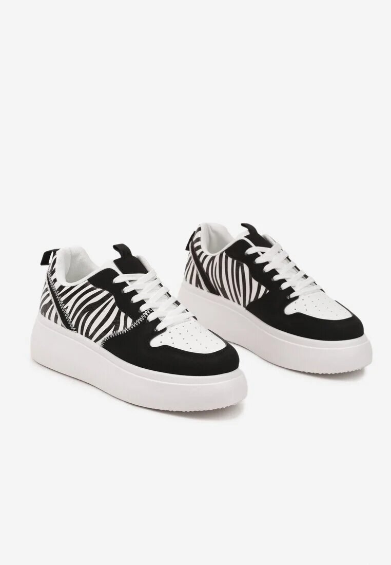 yesmile Sneakers Negri și Albi pe Platformă cu Cusături Decorative Perforații și Imprimeu Zebră Senaleira