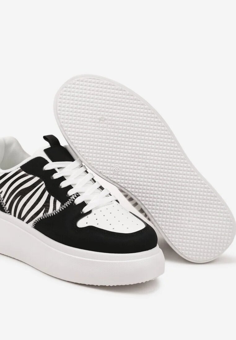 yesmile Sneakers Negri și Albi pe Platformă cu Cusături Decorative Perforații și Imprimeu Zebră Senaleira