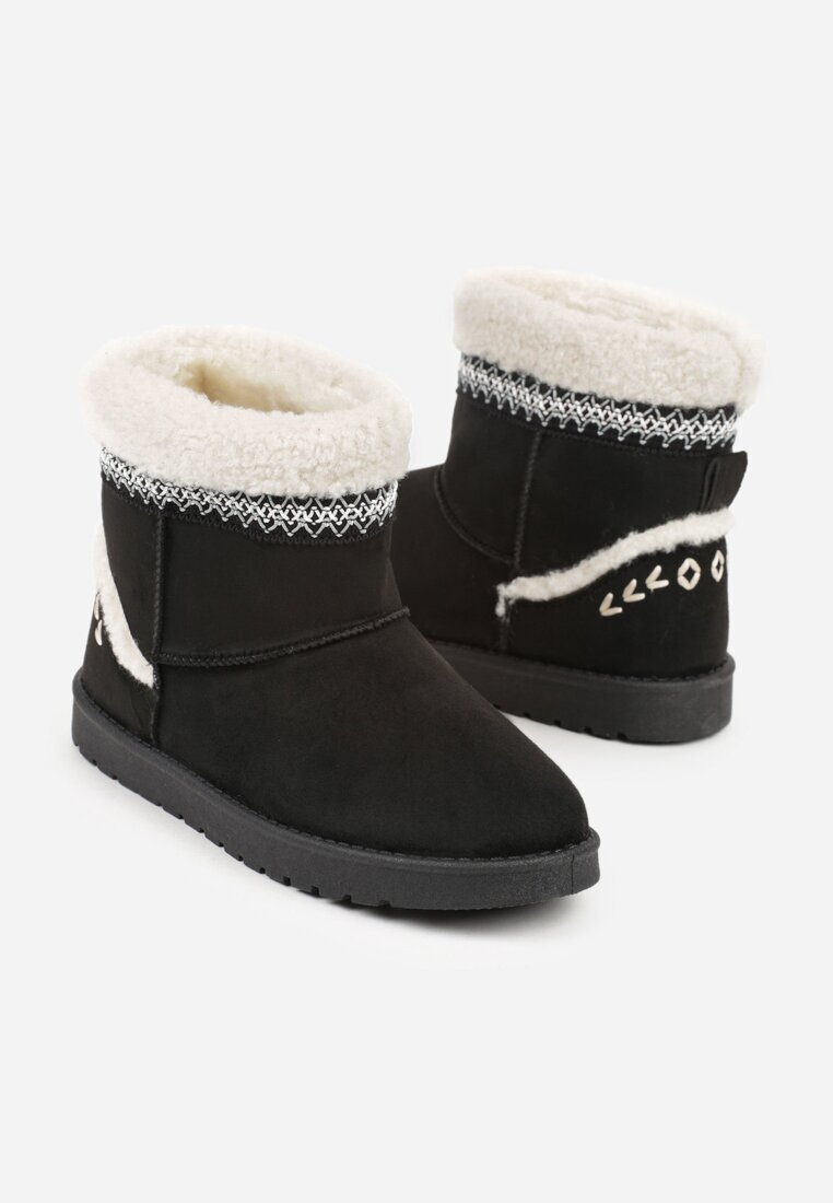 yolera Cizme de zăpadă Negre Slip-on decorate cu blană și broderie Mevittia