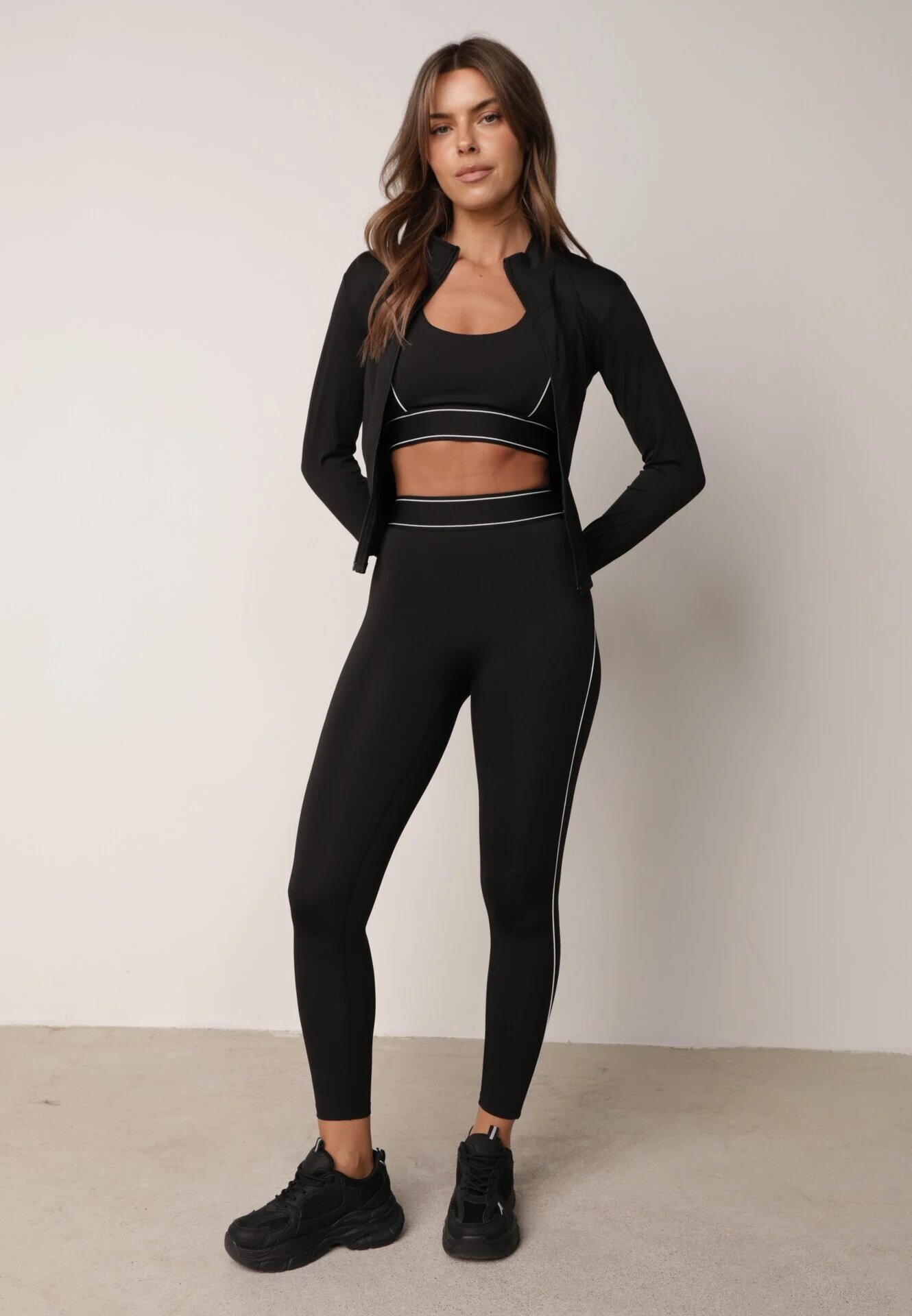 yu & me Compleu sport Negru