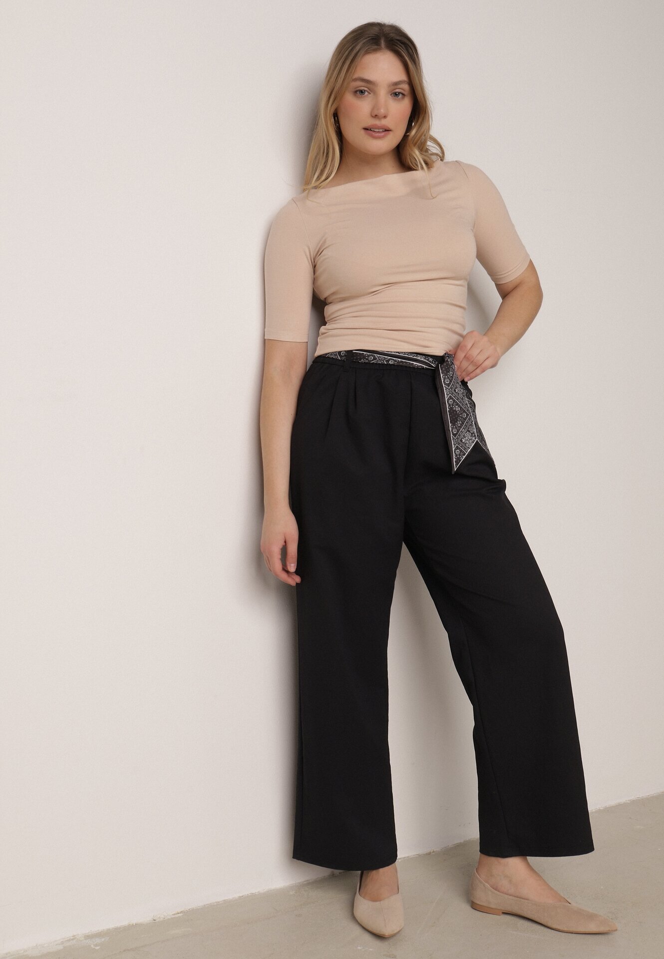yu & me Pantaloni eleganți albaștri din bumbac și viscoză cu o curea-eșarfă din material Vetina