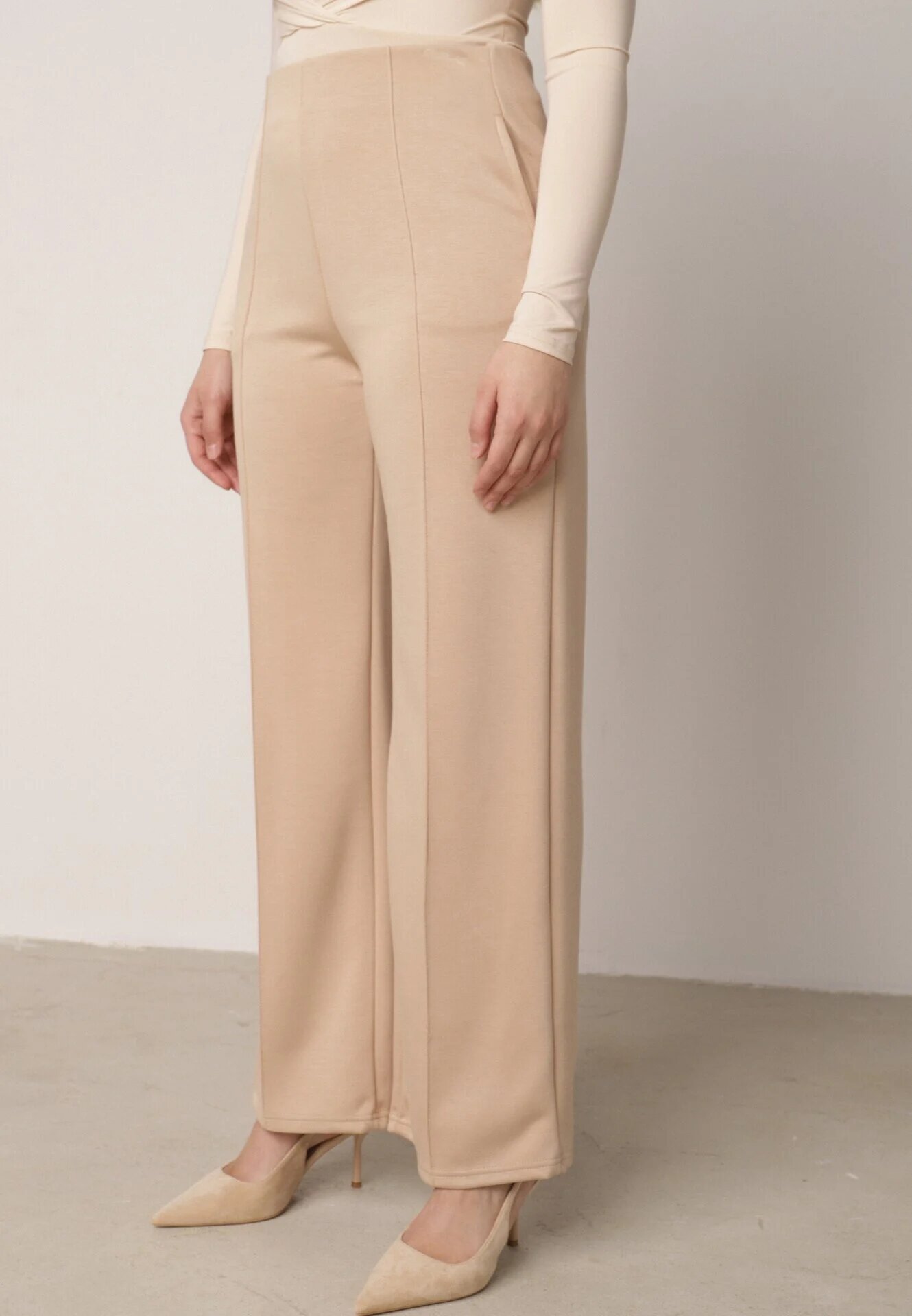 yu & me Pantaloni Eleganti Bej din Bumbac și Viscoză cu dungă Valelia