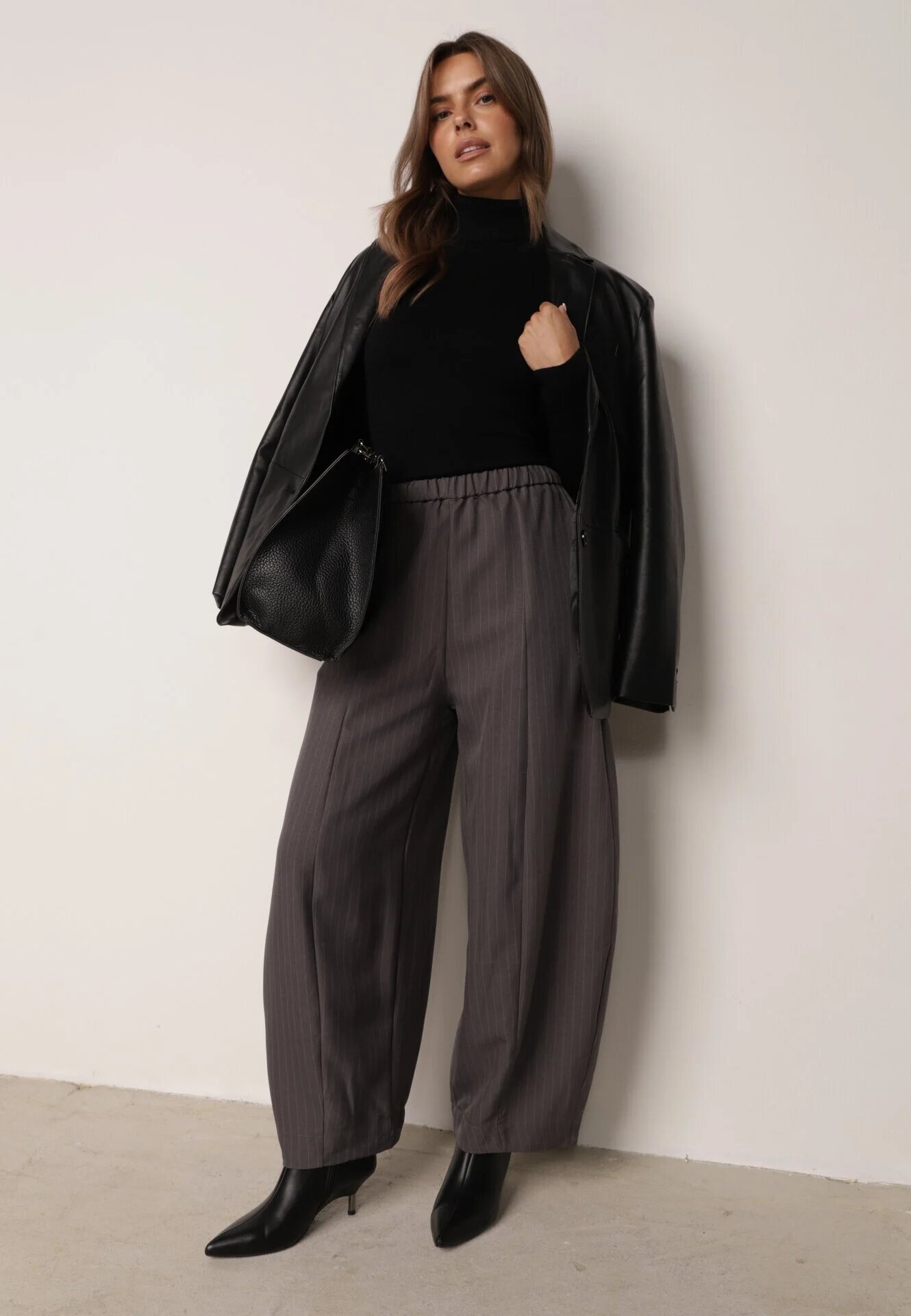yu & me Pantaloni eleganți Casual în dungi fine croi balloon Ralaefa Gri