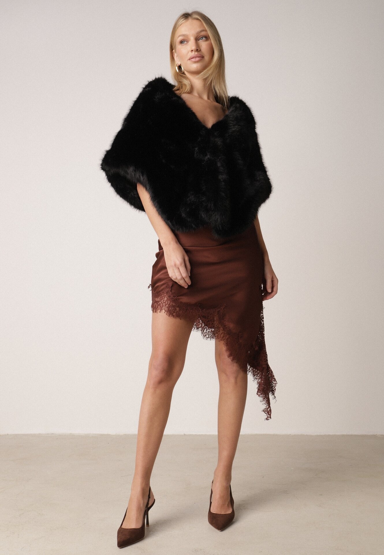 yu & me Poncho Negru