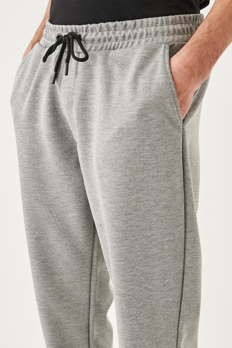 AC&Co Pantaloni sport cu snur si buzunare oblice - Pled.ro