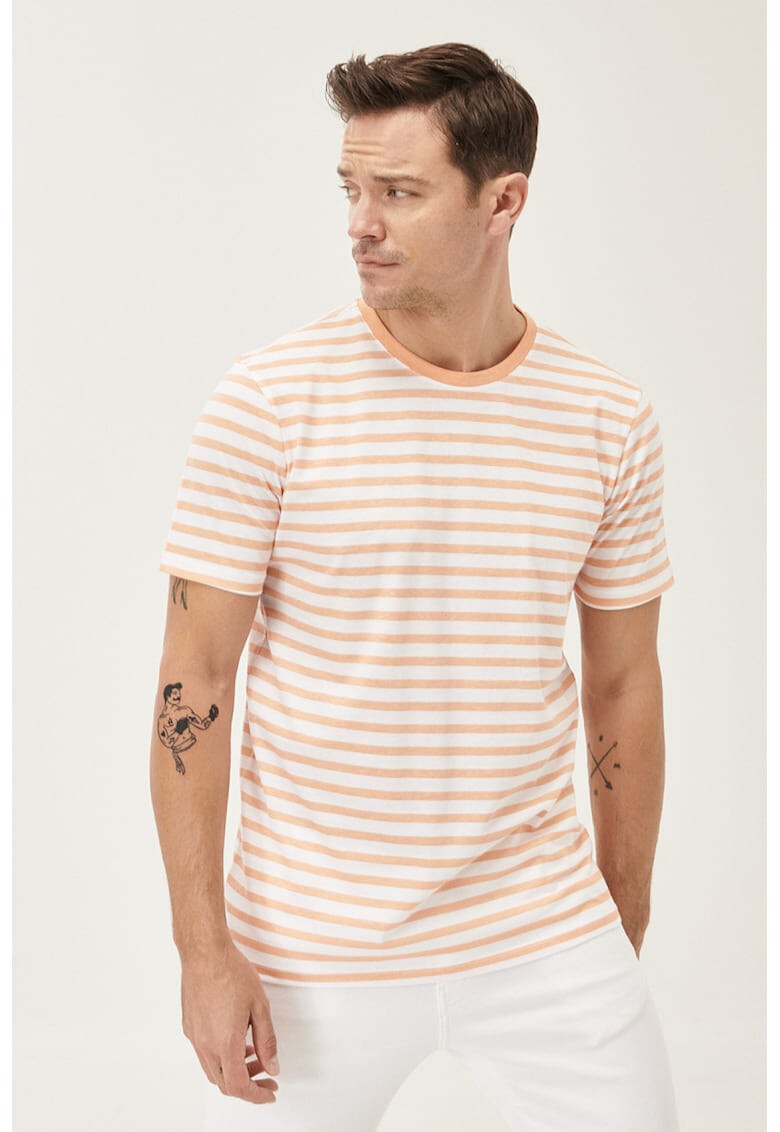 AC&Co Tricou slim fit in dungi - Pled.ro