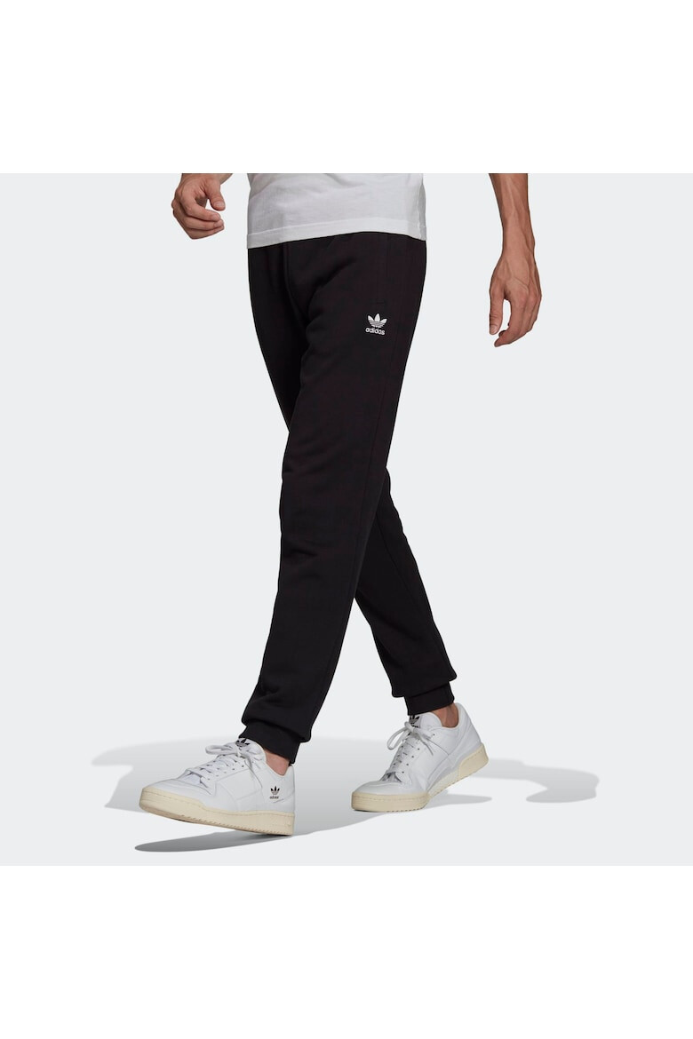 adidas Pantaloni trening ESSENTIALS PANT HC5126 - Pled.ro