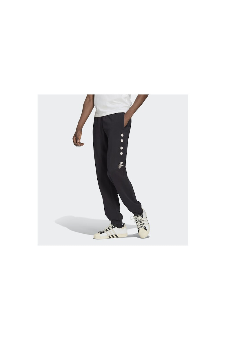 adidas Pantaloni trening Logo Swtpnt HM4948 - Pled.ro