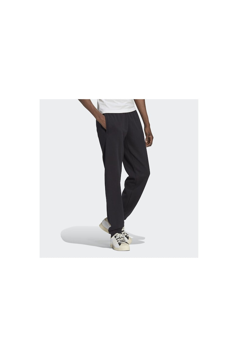 adidas Pantaloni trening Logo Swtpnt HM4948 - Pled.ro