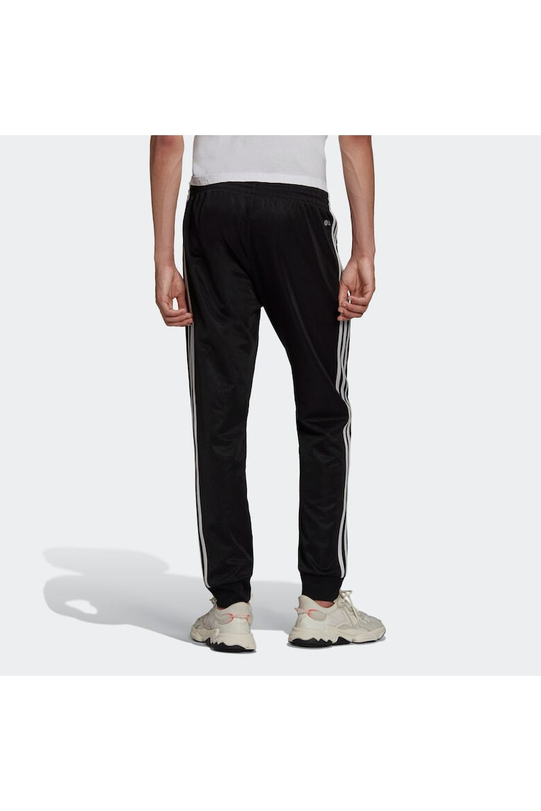 adidas Pantaloni trening SUPERSTAR HS TP HC1934 - Pled.ro