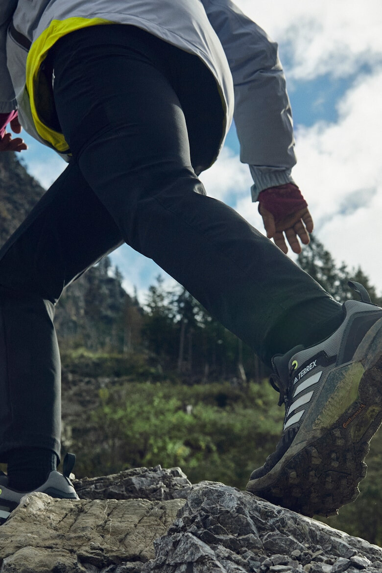 adidas Performance Pantaloni rezistenti la vreme pentru drumetii Zupahike - Pled.ro