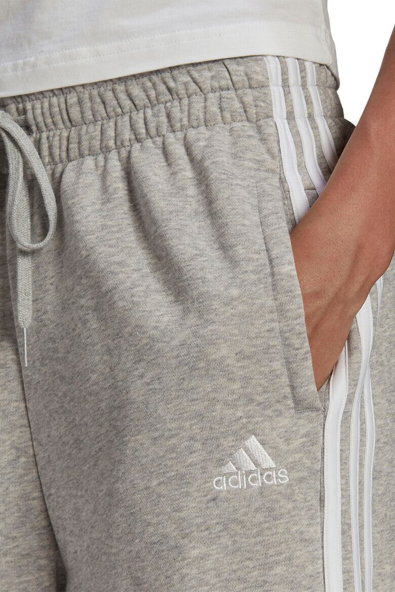 adidas Sportswear Pantaloni sport cu benzi laterale contrastante Essentials - Pled.ro