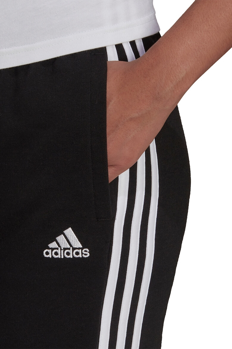 adidas Sportswear Pantaloni sport cu snur de ajustare si benzi laterale contrastante - Pled.ro