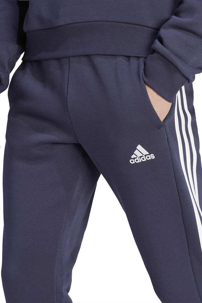 adidas Sportswear Pantaloni de trening conici cu buzunare laterale - Pled.ro