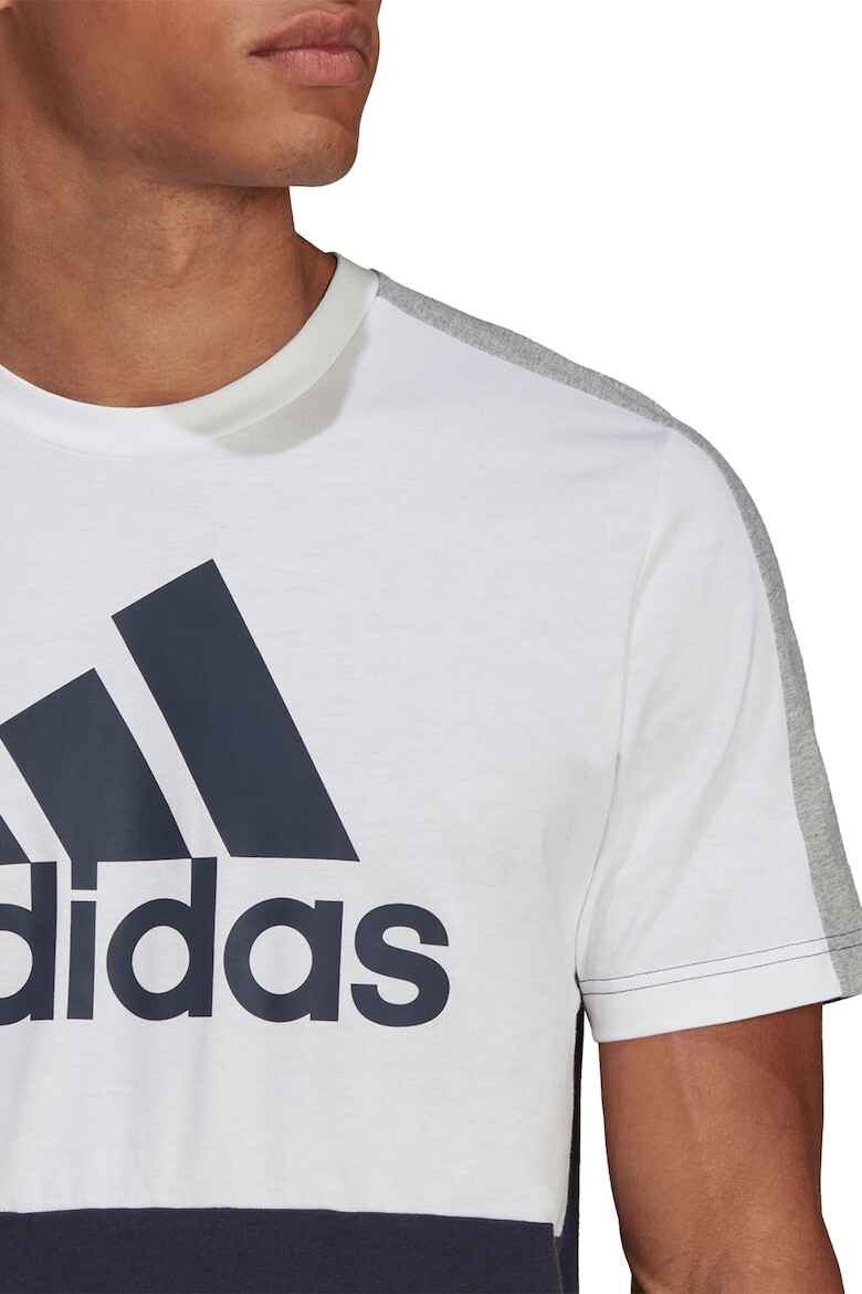 adidas Sportswear Tricou cu decolteu la baza gatului si model colorblock Essentials - Pled.ro