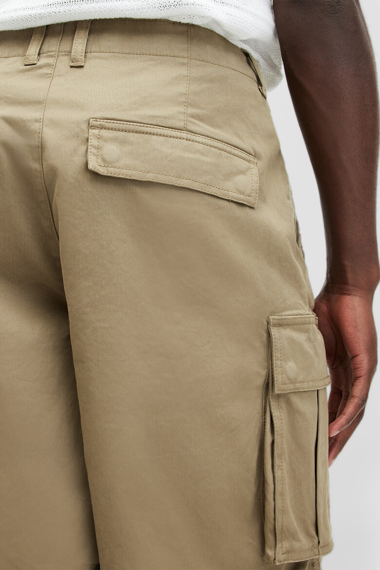 AllSaints Pantaloni scurti cargo din amestec de bumbac organic Slane - Pled.ro