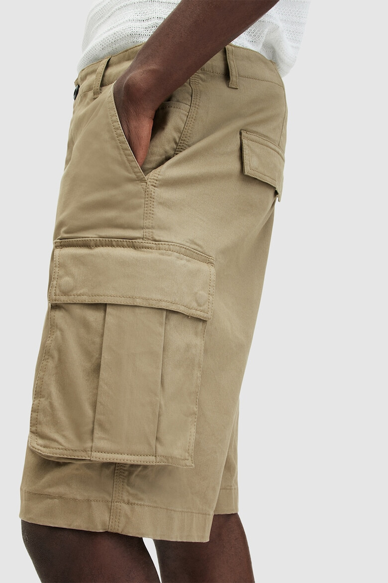 AllSaints Pantaloni scurti cargo din amestec de bumbac organic Slane - Pled.ro