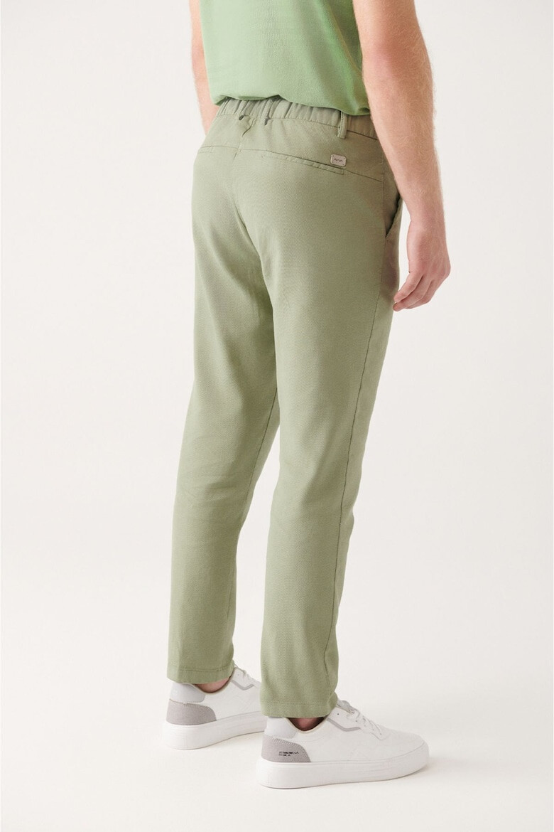 Avva Pantaloni chino relaxed fit din amestec de in - Pled.ro