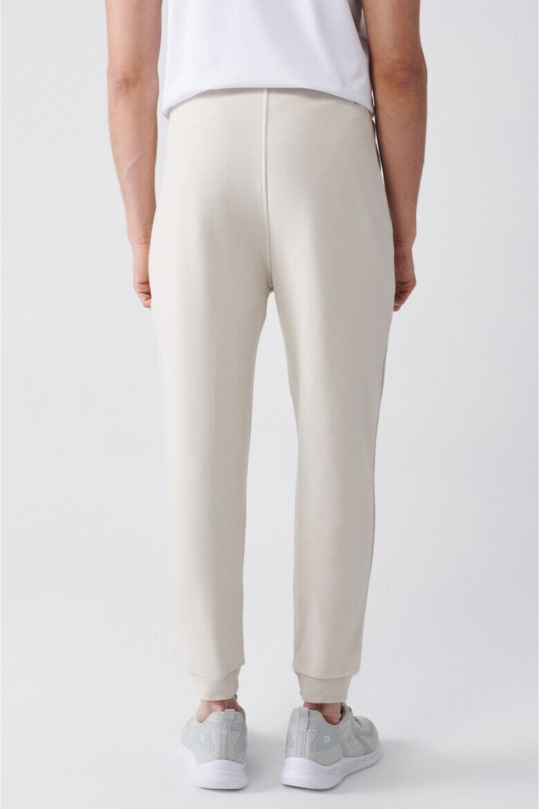 Avva Pantaloni de trening Barbati A31Y3415 138645 - Pled.ro