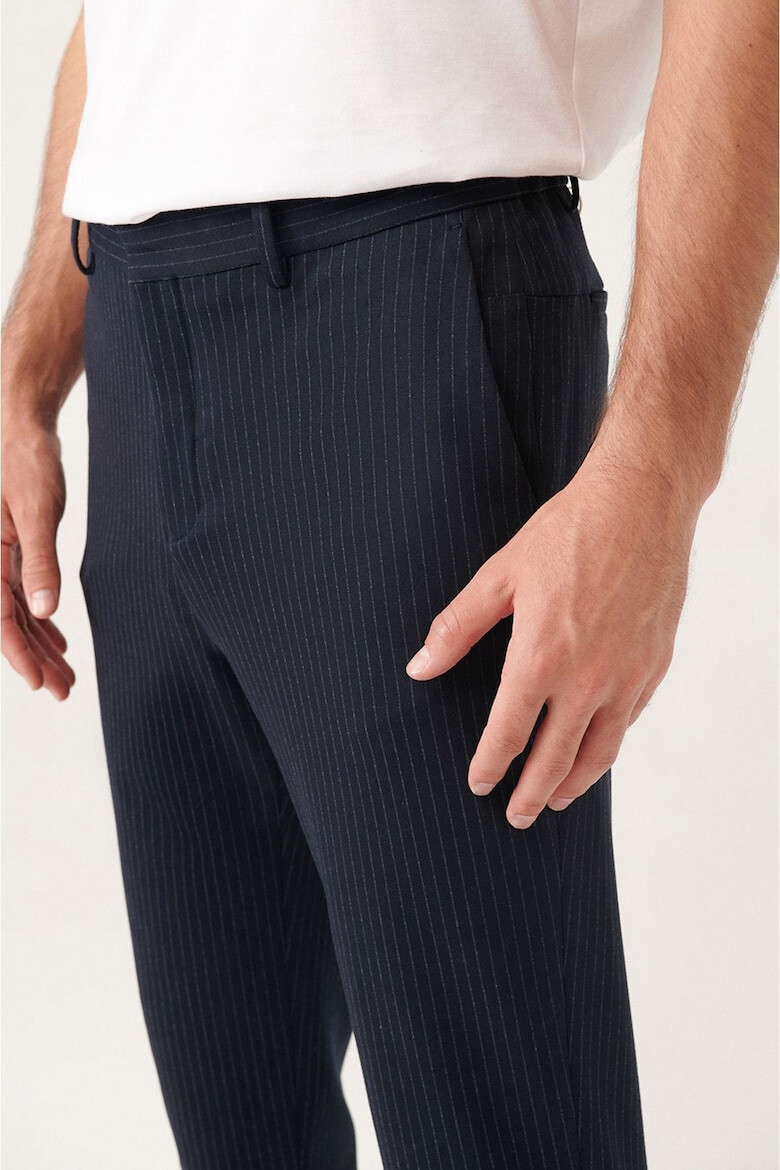 Avva Pantaloni eleganti cu dungi discrete - Pled.ro