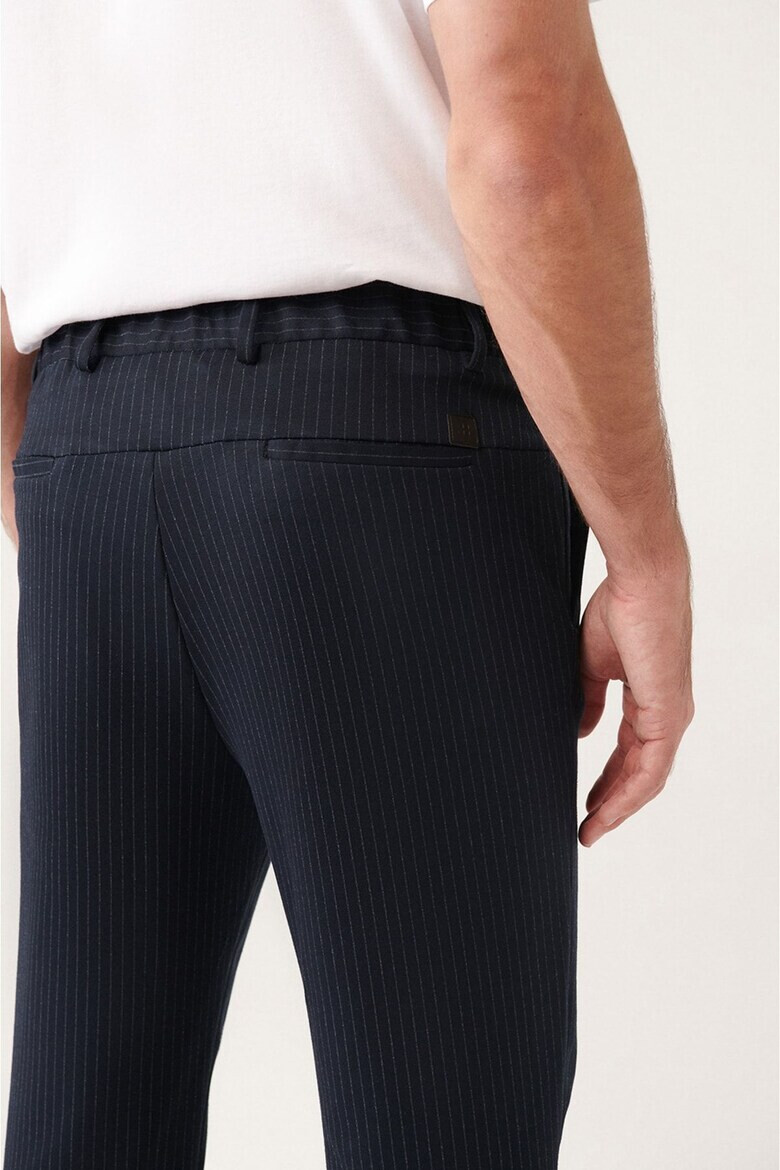 Avva Pantaloni eleganti cu dungi discrete - Pled.ro