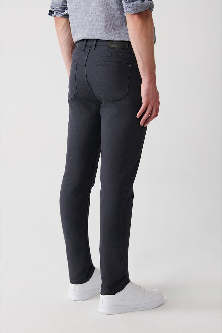 Avva Pantaloni slim fit din material elastic - Pled.ro