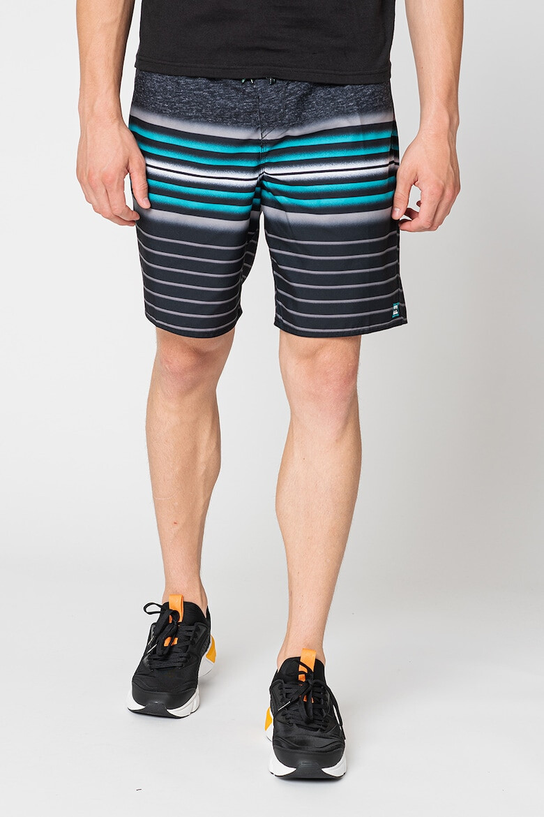 Billabong Pantaloni scurti de baie in dungi All Day - Pled.ro