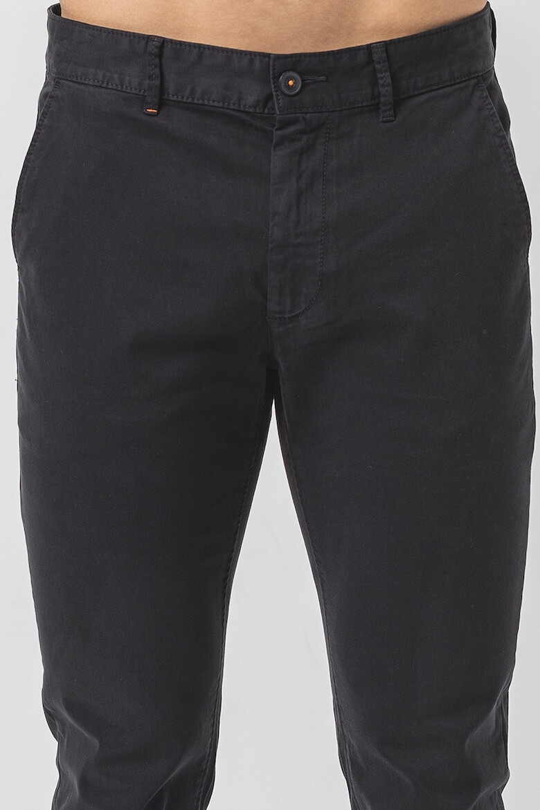 BOSS Pantaloni chino slim fit - Pled.ro