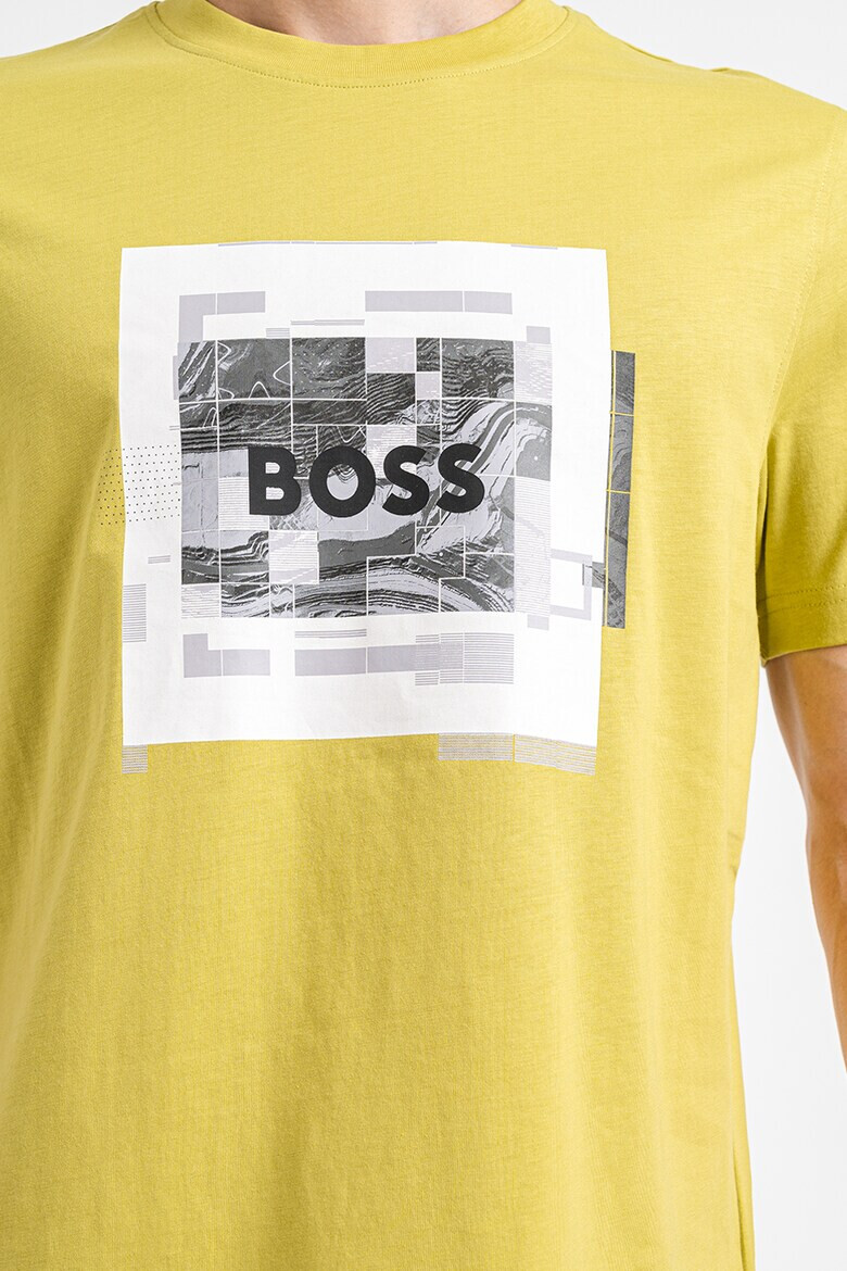 BOSS Tricou de bumbac cu decolteu la baza gatului si imprimeu foto Urban - Pled.ro