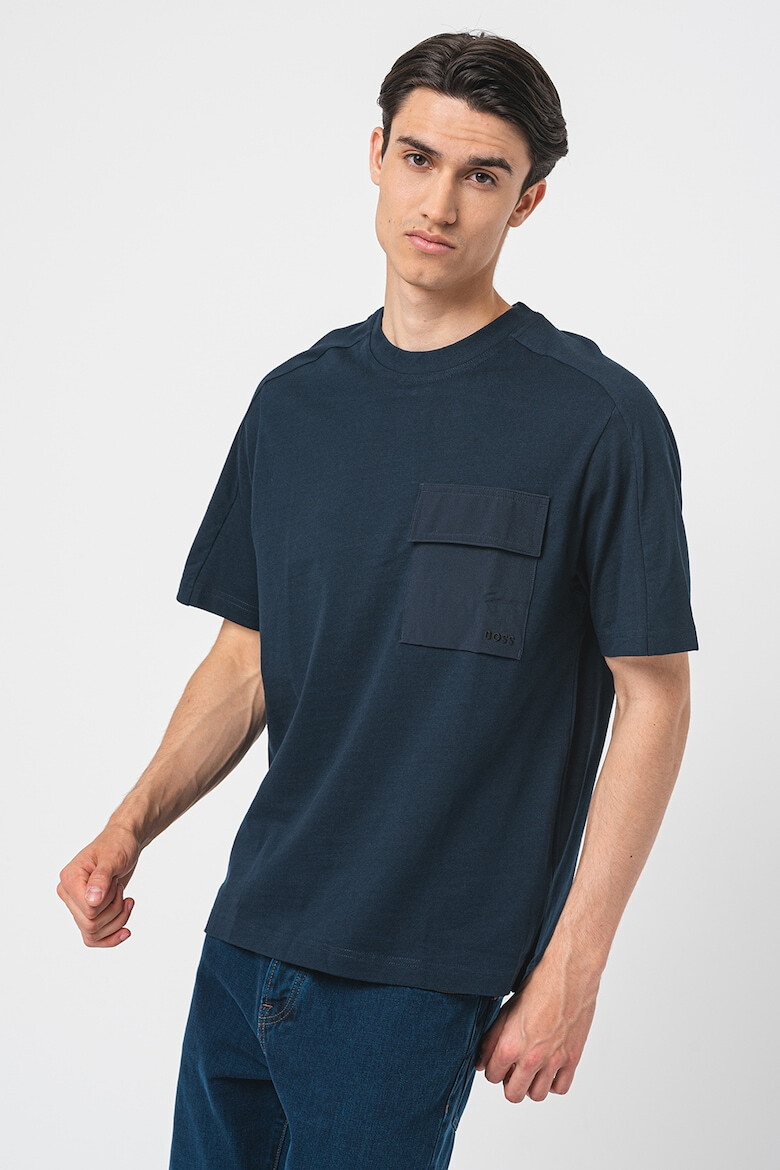 BOSS Tricou relaxed fit cu buzunar cu clapa - Pled.ro