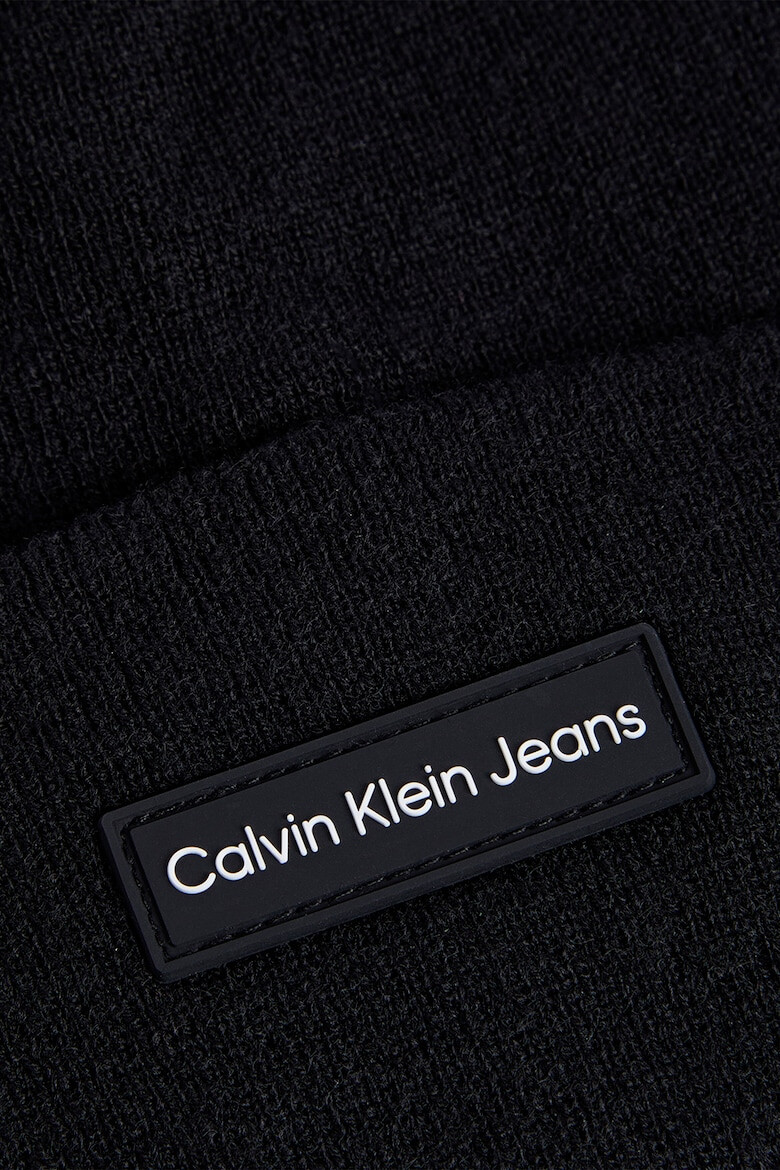 CALVIN KLEIN JEANS Caciula tricotata fin cu aplicatie logo - Pled.ro