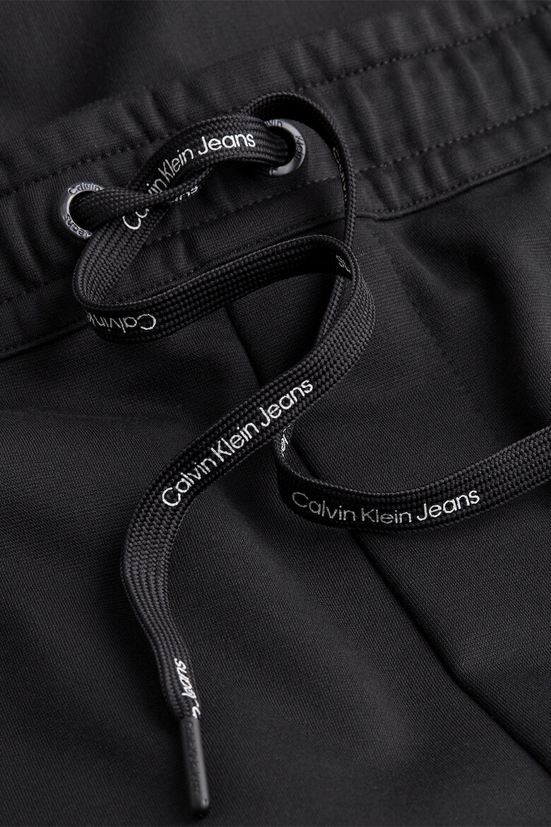 CALVIN KLEIN JEANS Pantaloni cu snur si buzunar aplicat - Pled.ro