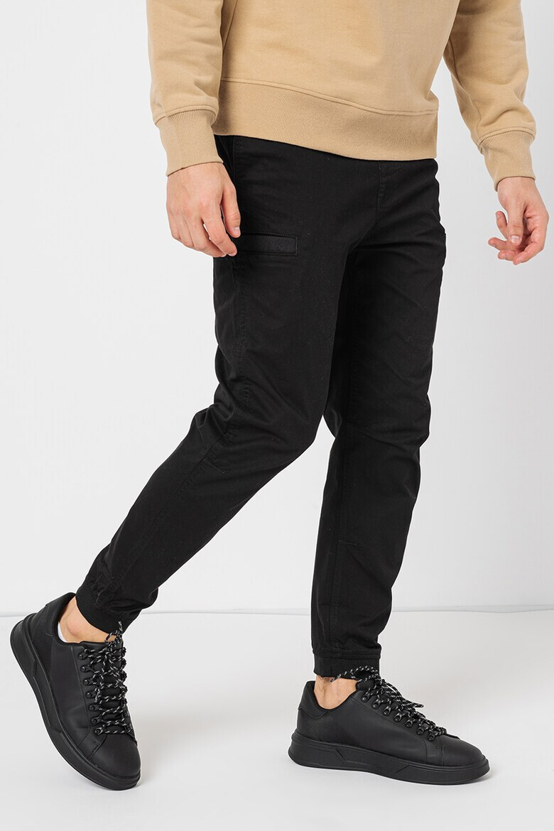 CALVIN KLEIN JEANS Pantaloni cu talie medie si buzunare multiple - Pled.ro