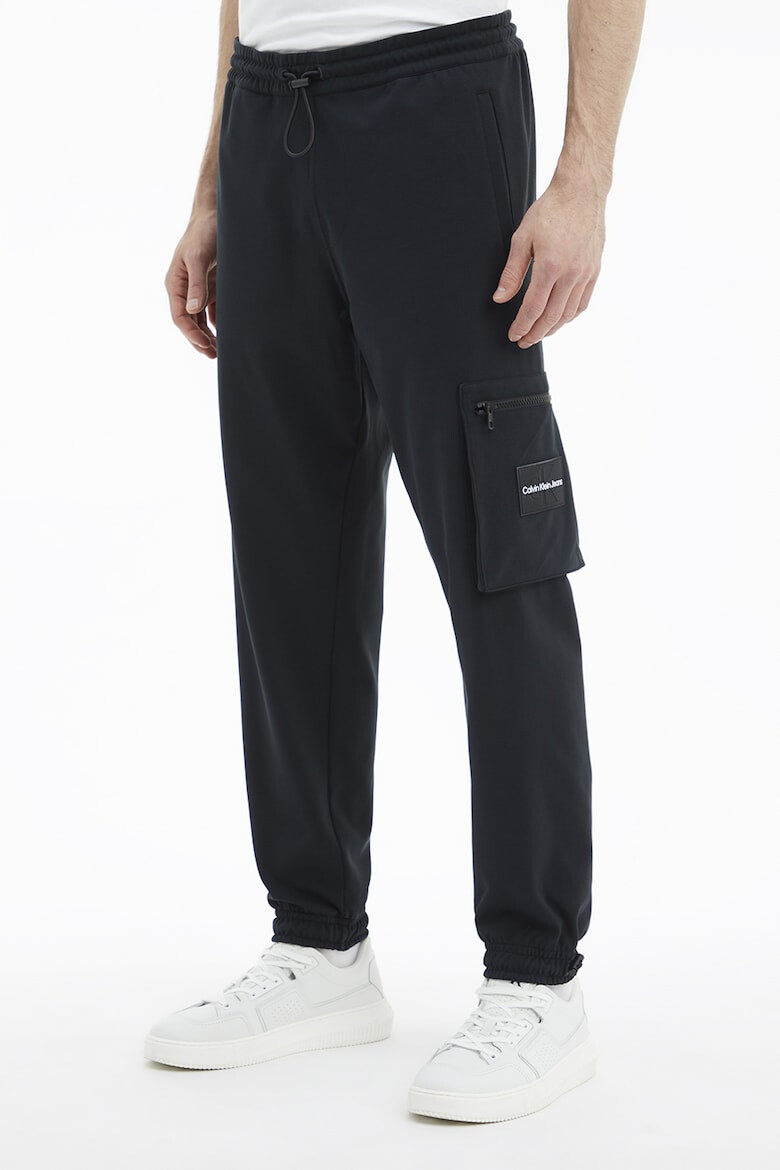 CALVIN KLEIN JEANS Pantaloni jogger cargo cu croiala conica - Pled.ro