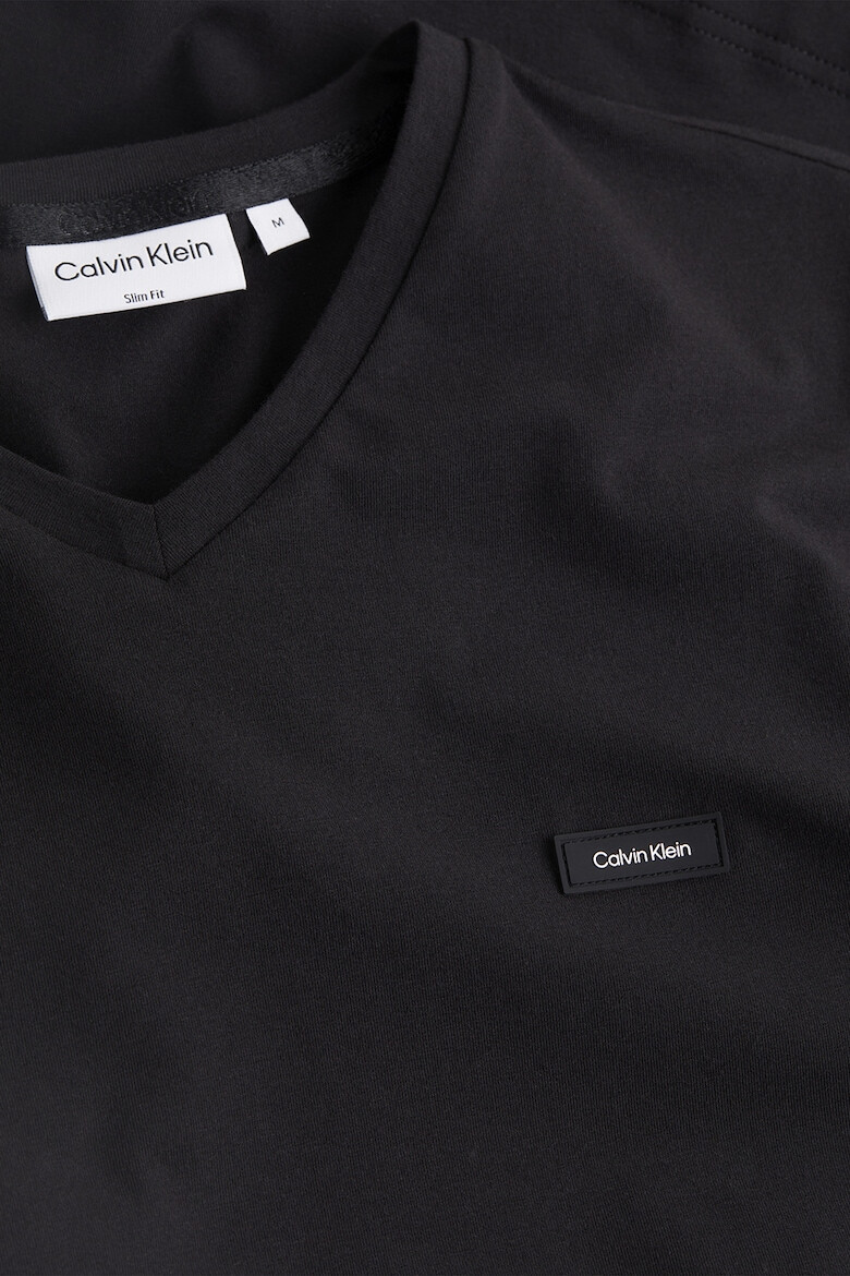 CALVIN KLEIN Tricou slim fit cu decolteu in V - Pled.ro