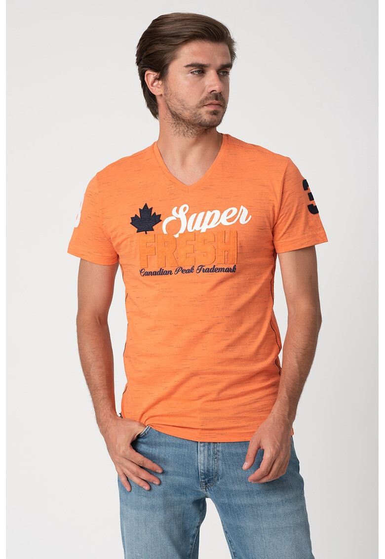 Canadian Peak Tricou cu decolteu in V si aplicatie text Juna - Pled.ro